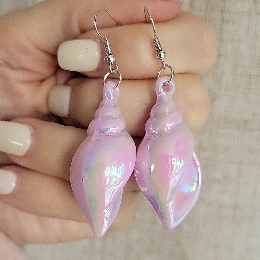 PINK PASTEL SHIMMERING SEASHELL EARRINGS